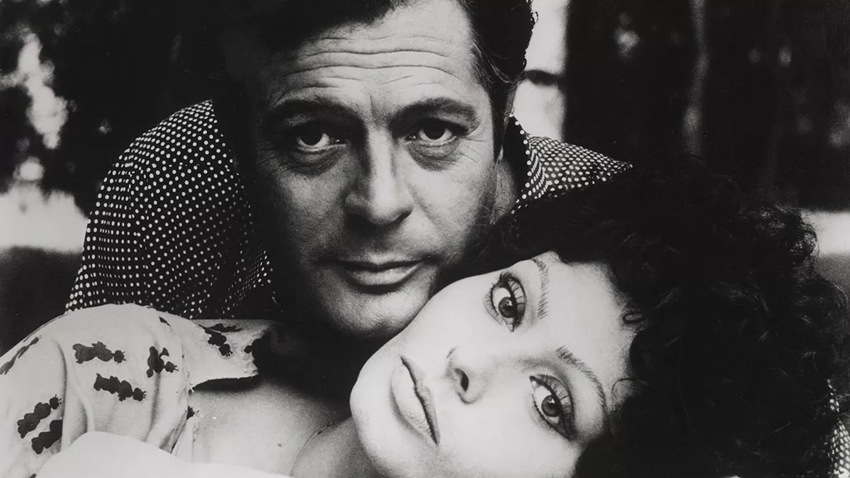 Марчелло Мастроянни в фильме Подсолнухи Марчелло Мастроянни в фильме Подсолнухи