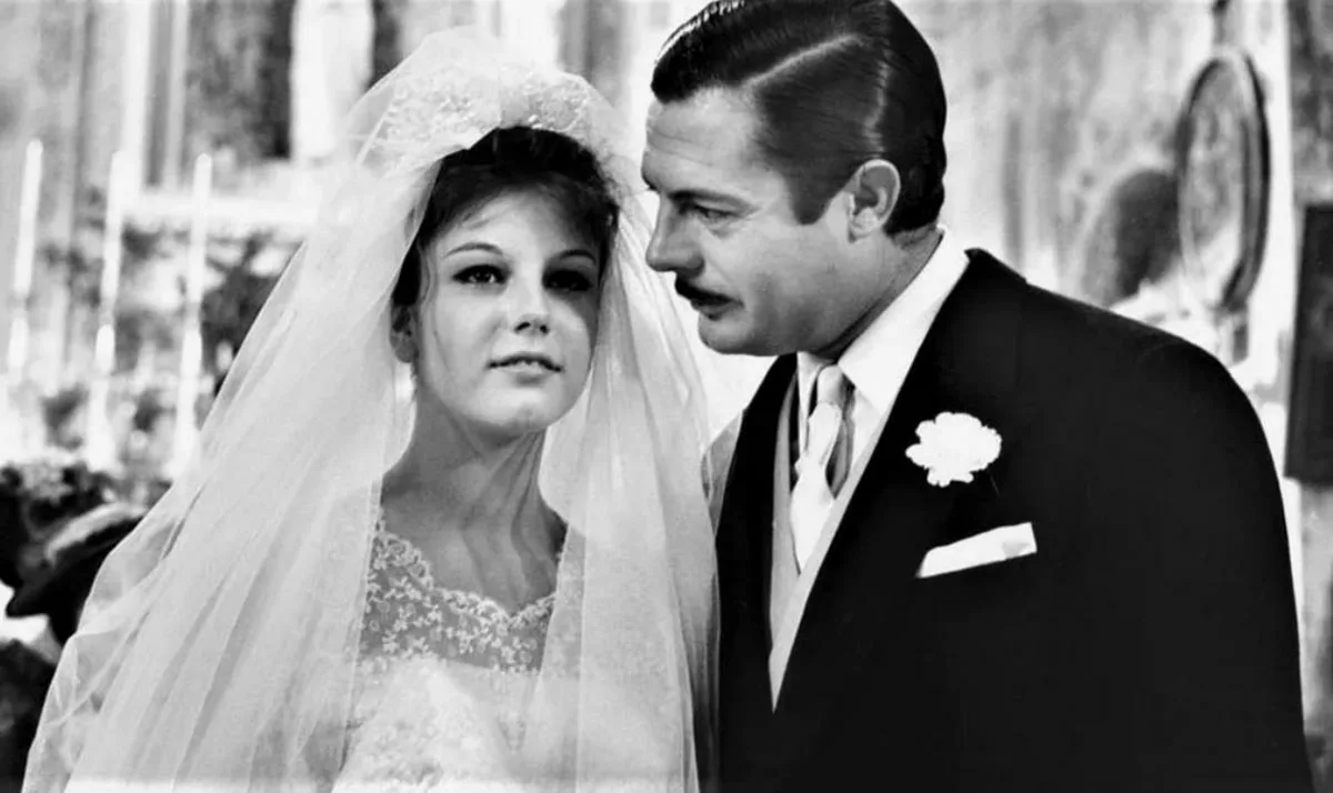 Марчелло Мастроянни в фильме Развод по-итальянски Марчелло Мастроянни в фильме Развод по-итальянски