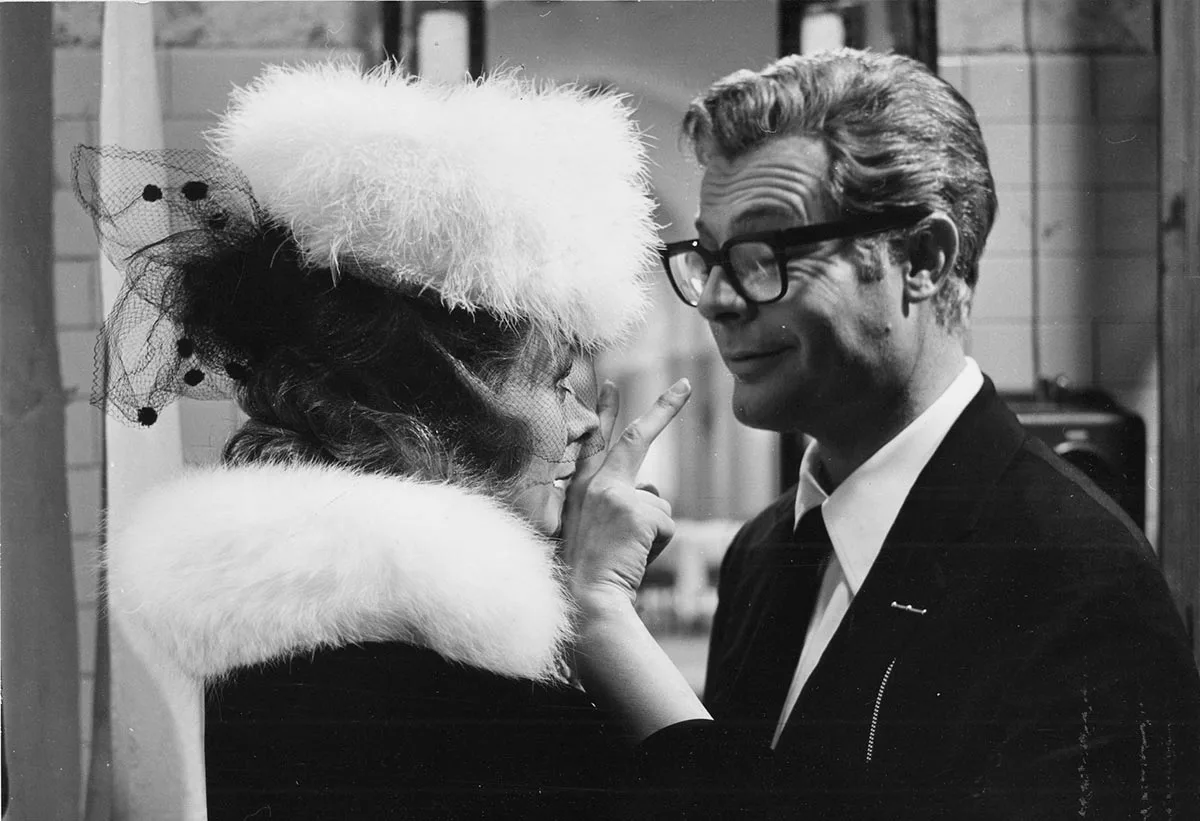 Марчелло Мастроянни в фильме Восемь с половиной Марчелло Мастроянни в фильме Восемь с половиной 5