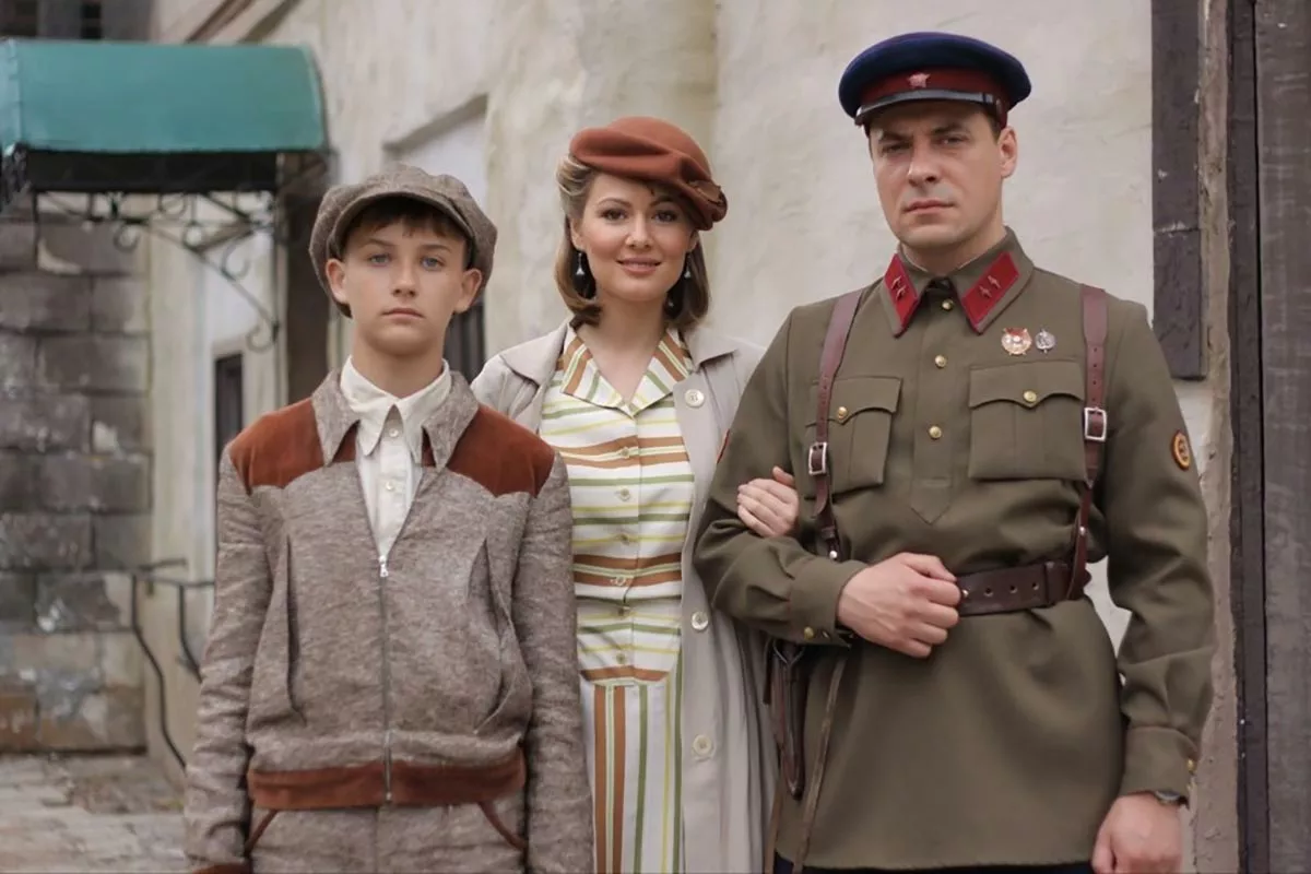 Мария Кожевникова в сериале Красные горы Мария Кожевникова в сериале Красные горы