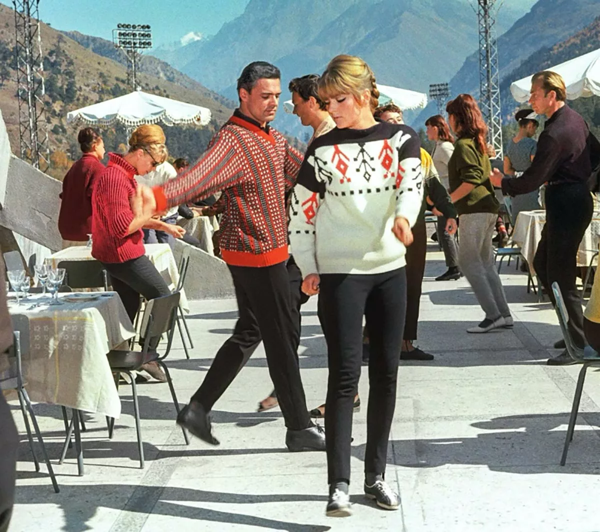 Марианна Вертинская в фильме Его звали Роберт Марианна Вертинская в фильме Его звали Роберт 2