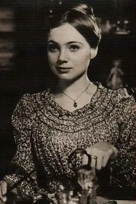 Марина Яковлева в фильме Обрыв Марина Яковлева в фильме Обрыв