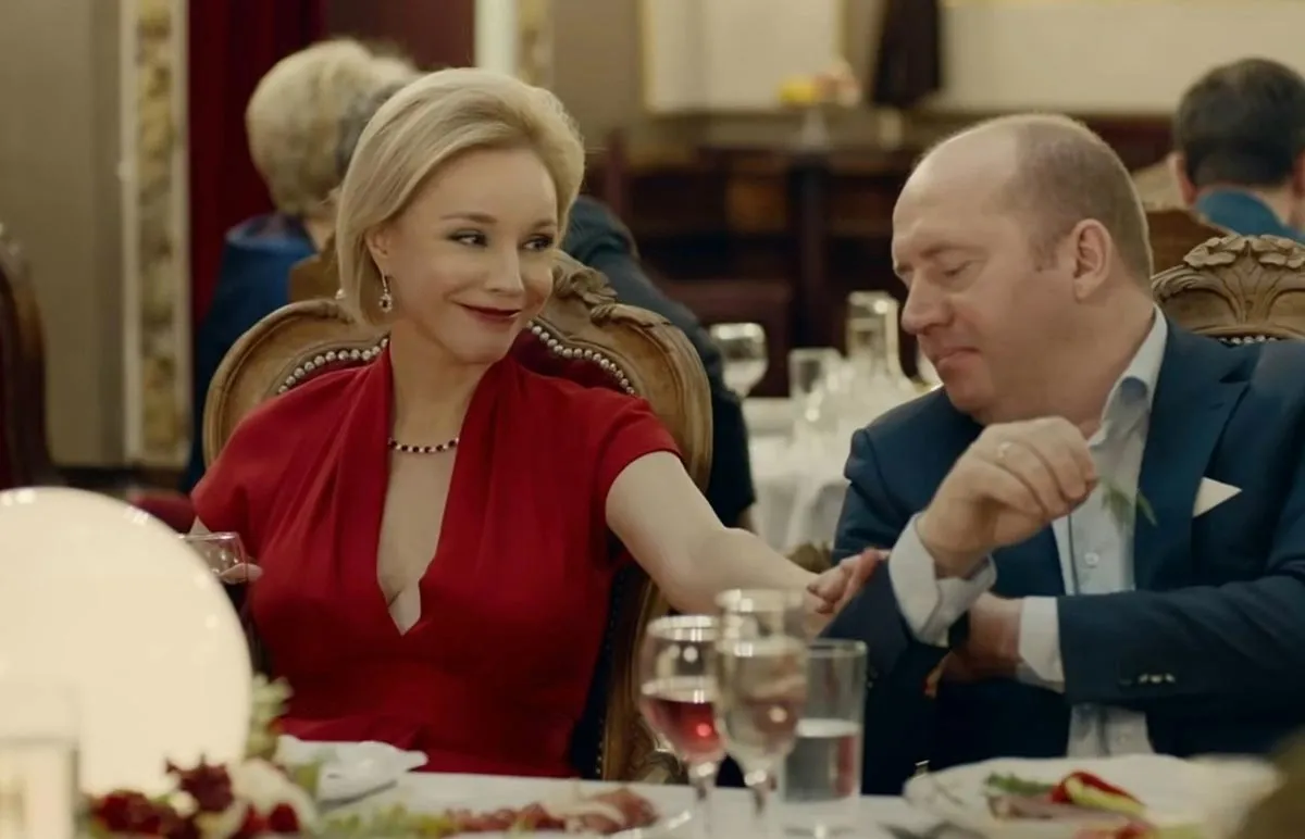 Марина Зудина в сериале Содержанки Марина Зудина в сериале Содержанки