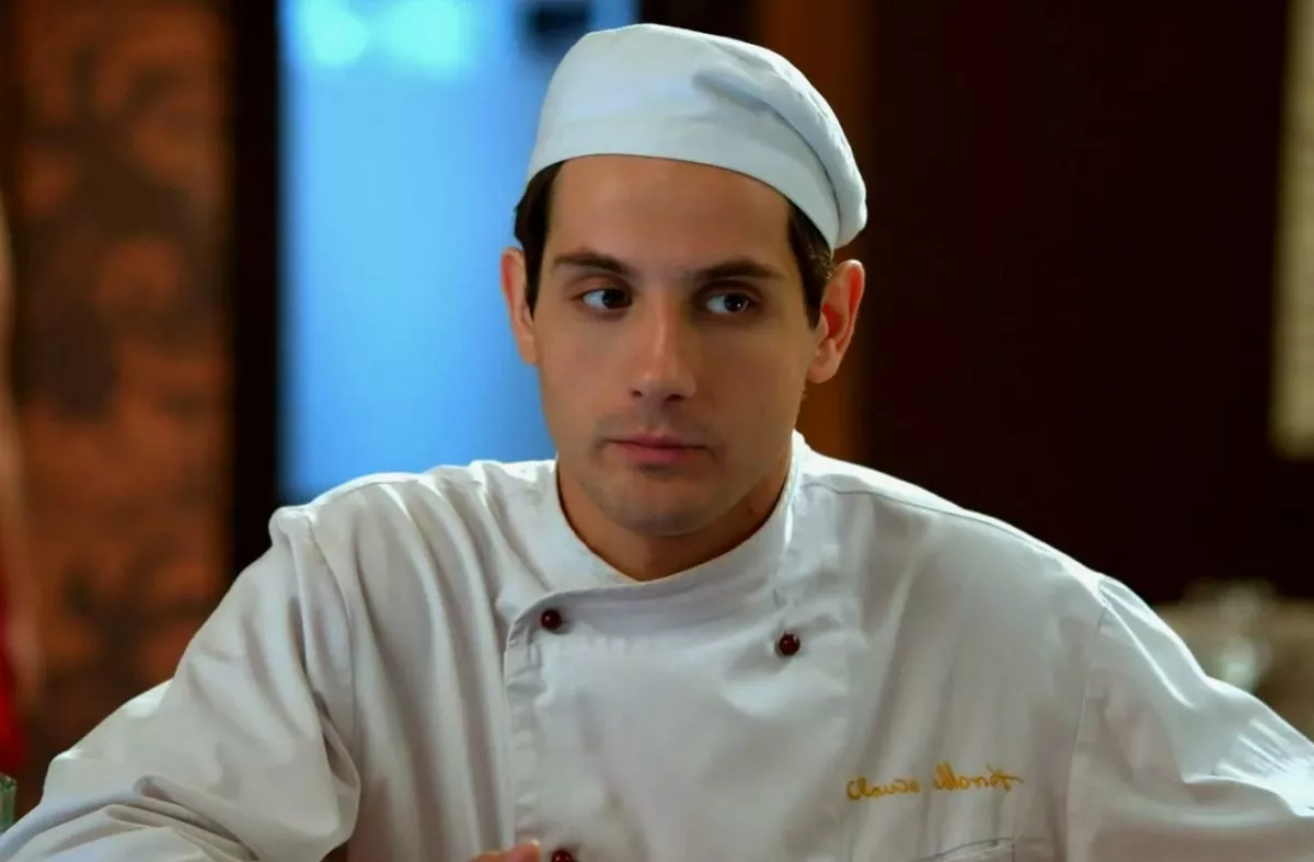 Марк Богатырёв в сериале Кухня 4