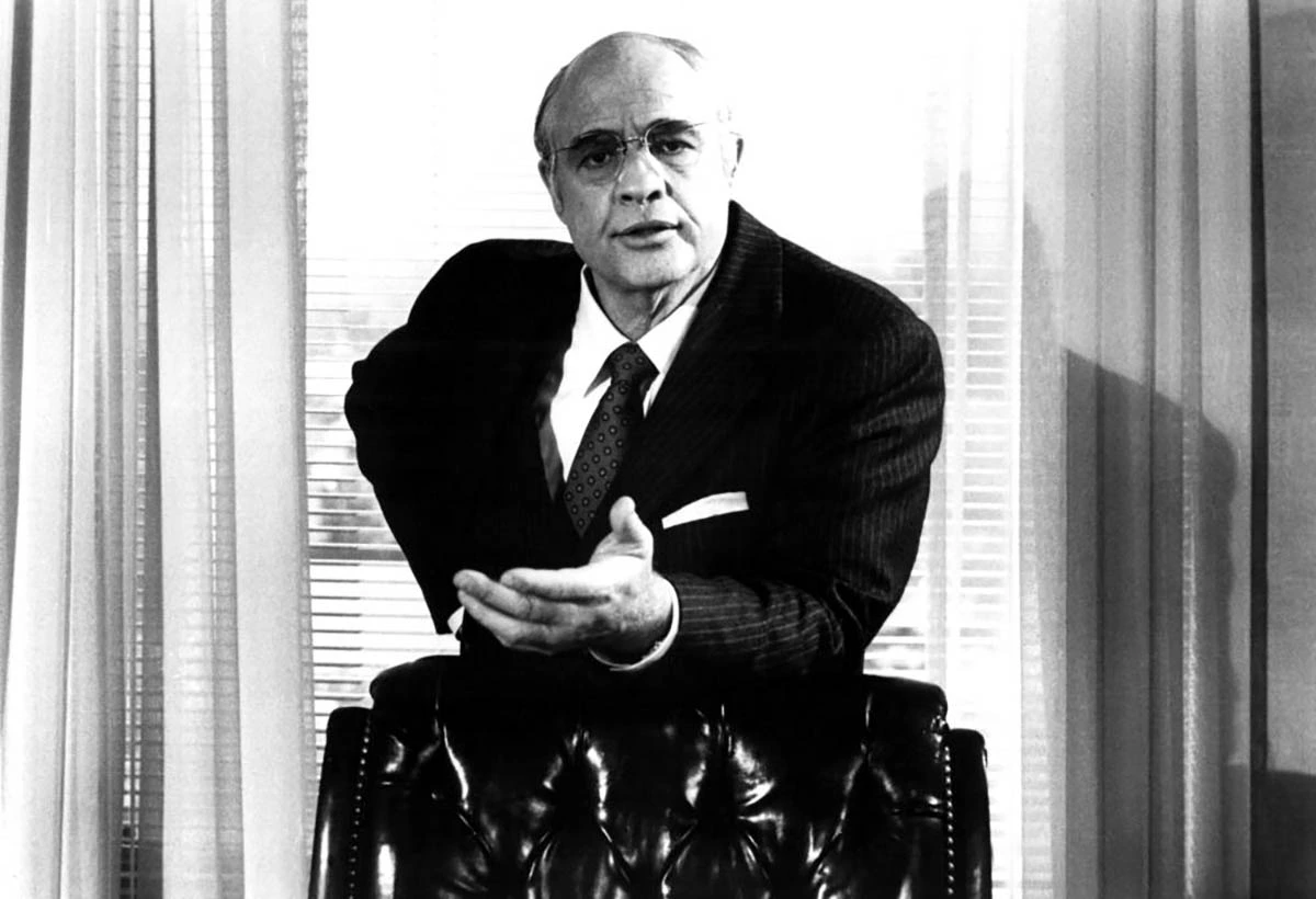 Марлон Брандо в фильме Формула