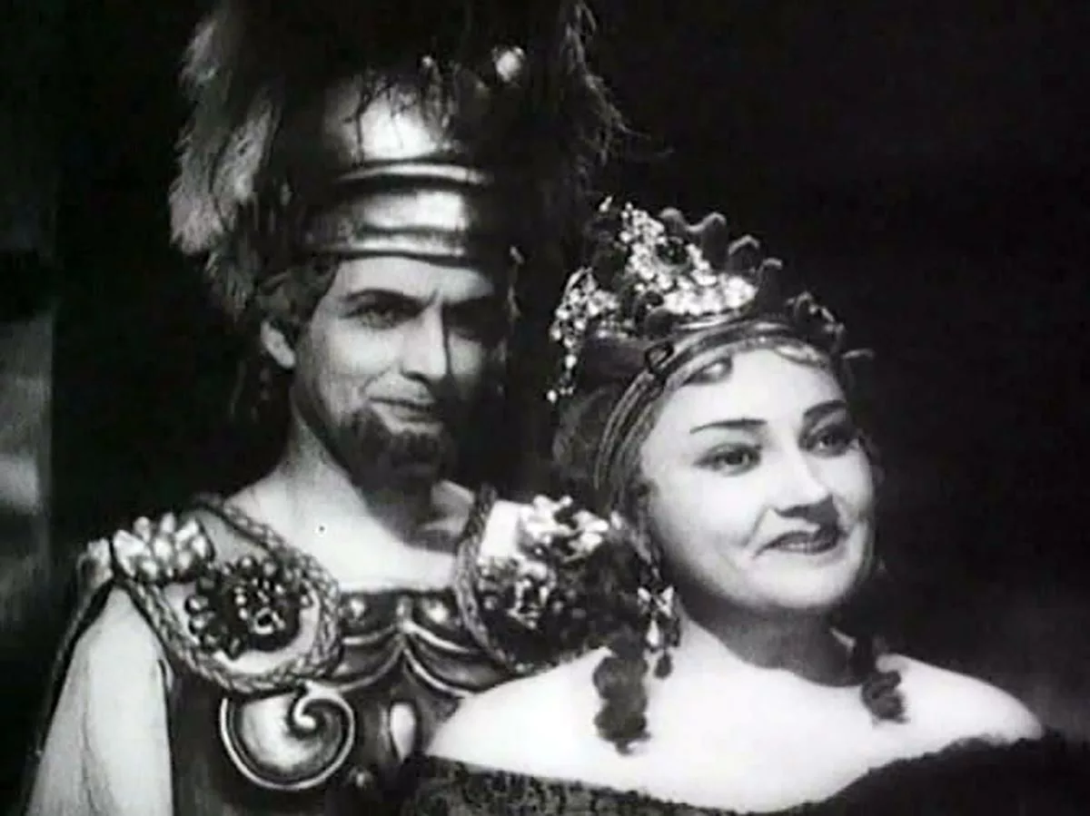 Павел Массальский в фильме Без вины виноватые