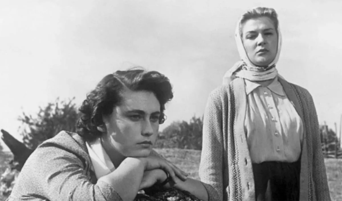 Майя Менглет в фильме Дело было в Пенькове Майя Менглет в фильме Дело было в Пенькове 5