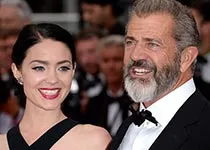 Мел Гибсон и Розалинда Росс