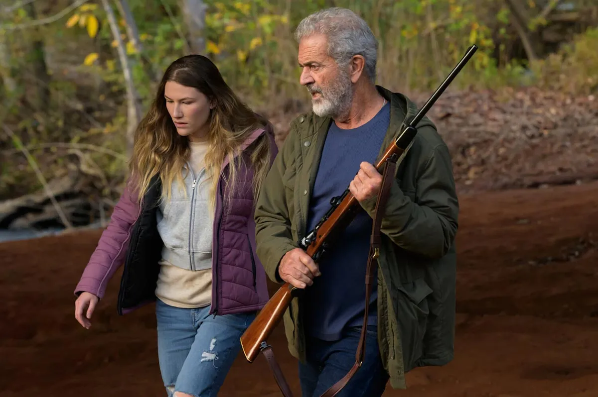 Мел Гибсон в фильме Сезон охоты Мел Гибсон в фильме Сезон охоты