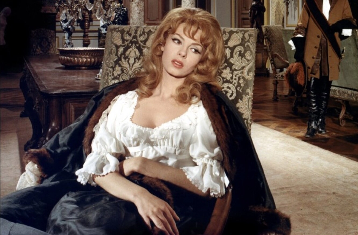 Мишель Мерсье в роли Анжелики Мишель Мерсье в роли Анжелики 9