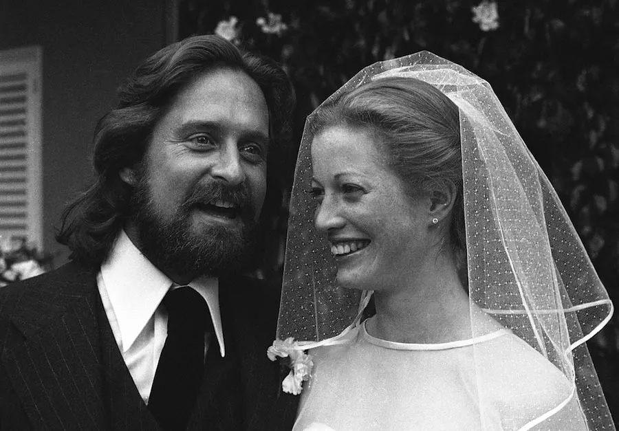 Майкл Дуглас и Диандра Лукер 2