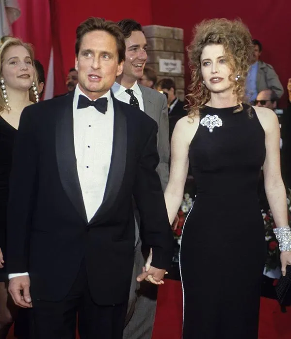 Майкл Дуглас и Диандра Лукер 4