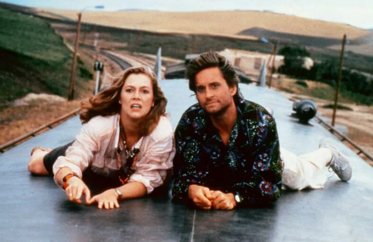 Майкл Дуглас в фильме Жемчужина Нила 2