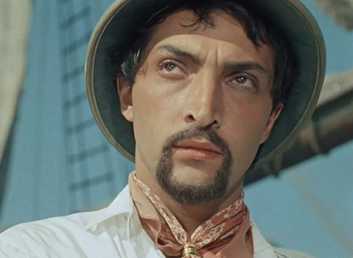 Михаил Козаков в фильме Человек-амфибия