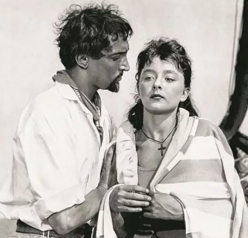 Михаил Козаков в фильме Человек-амфибия