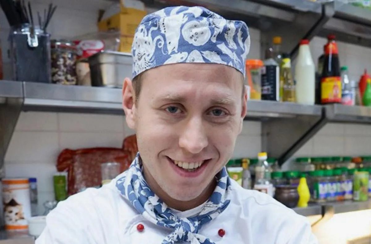 Михаил Тарабукин в сериале Кухня