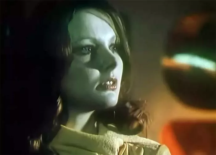 Милена Тонтегоде в фильме Ошибка Тони Вендиса Милена Тонтегоде в фильме Ошибка Тони Вендиса 2