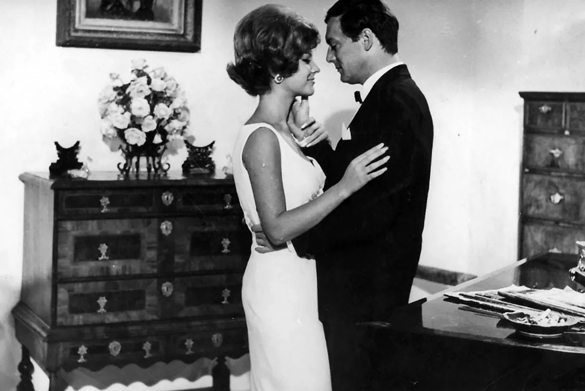 Клаудия Мори в фильме Любовь и прощание Клаудия Мори в фильме Любовь и прощание