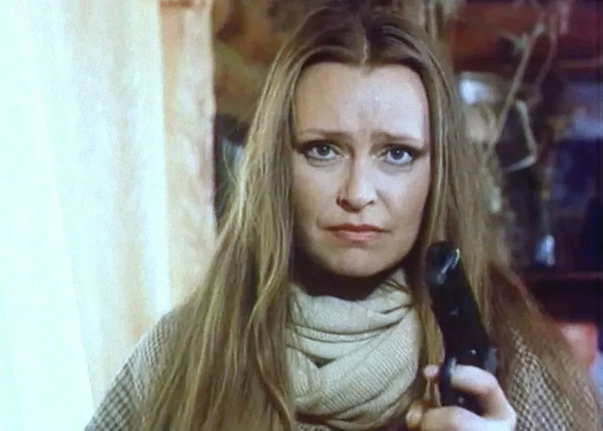 Надежда Бутырцева в фильме Люми