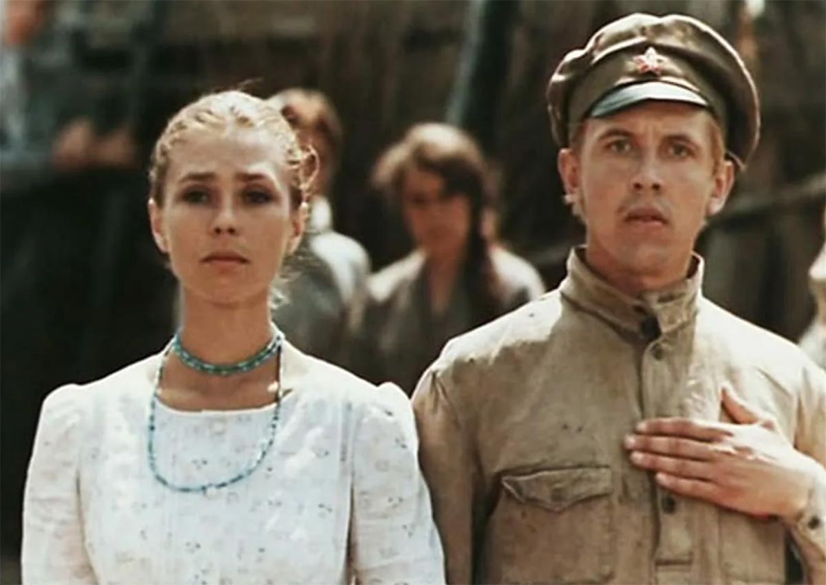 Наталья Дмитриева в фильме Бумбараш Наталья Дмитриева в фильме Бумбараш