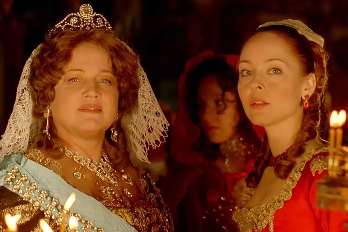 Наталья Егорова в сериале Тайны дворцовых переворотов. Россия, век XVIII Наталья Егорова в сериале Тайны дворцовых переворотов. Россия, век XVIII