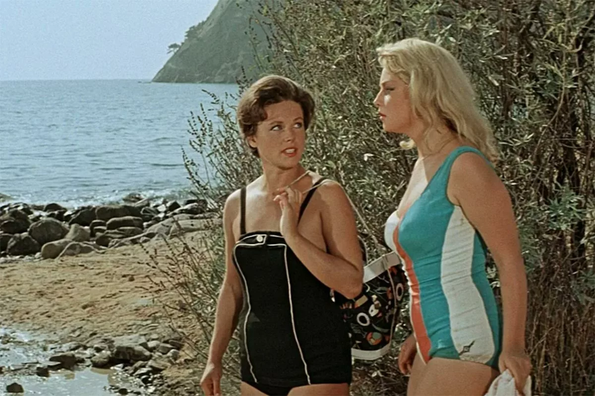 Наталья Фатеева в фильме Три плюс два Наталья Фатеева в фильме Три плюс два 2