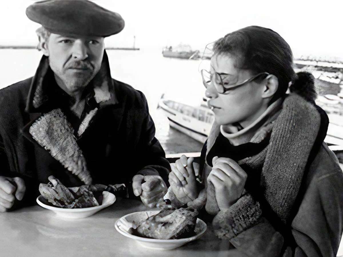 Наталья Негода в фильме В городе Сочи тёмные ночи Наталья Негода в фильме В городе Сочи тёмные ночи