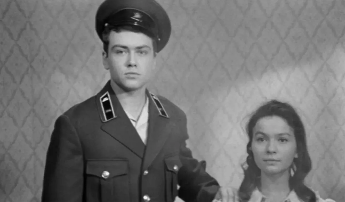 Наталья Рычагова в фильме Офицеры