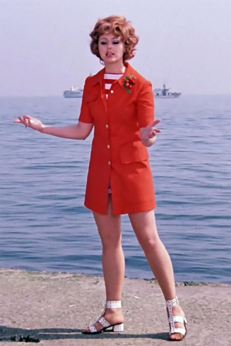 Наталья Селезнёва в фильме Иван Васильевич меняет профессию