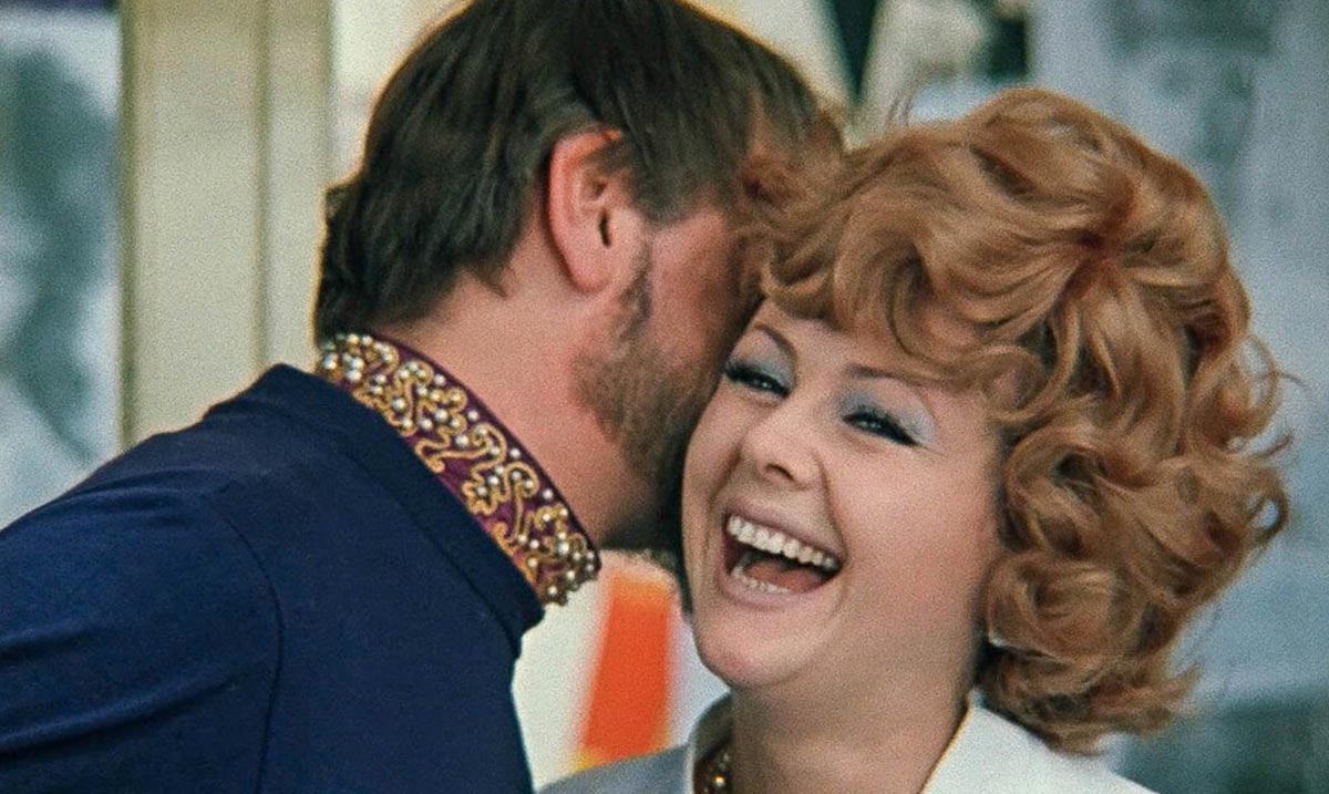 Наталья Селезнёва в фильме Иван Васильевич меняет профессию 5