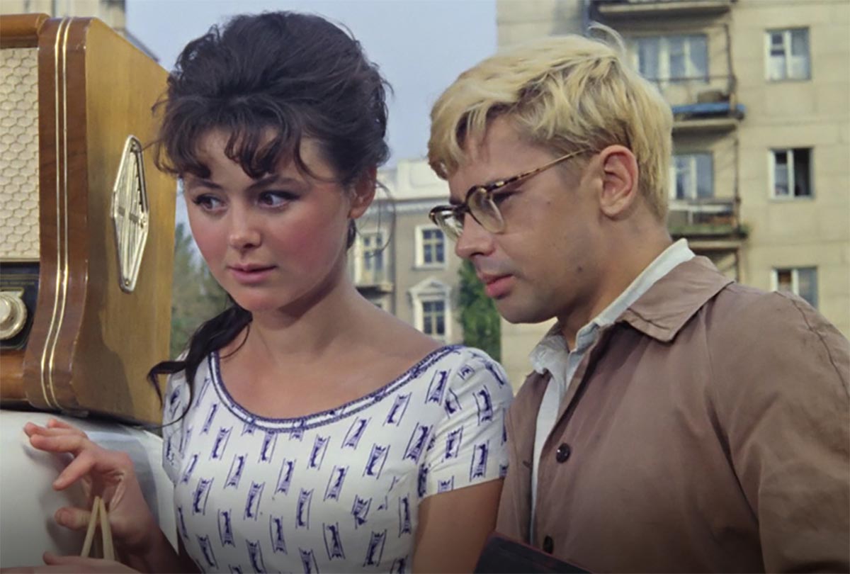 Наталья Селезнёва в фильме Операция «Ы» и другие приключения Шурика 2