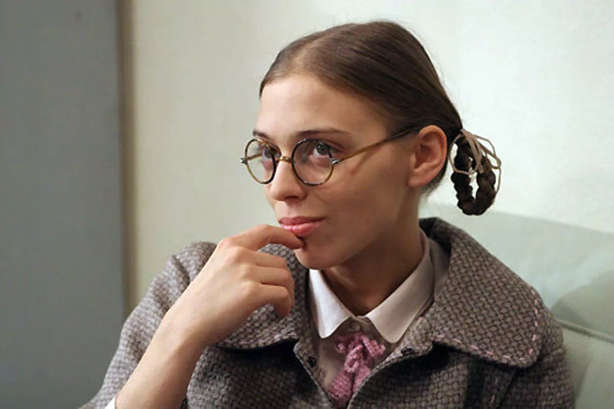 Нелли Уварова в сериале Не родись красивой 2