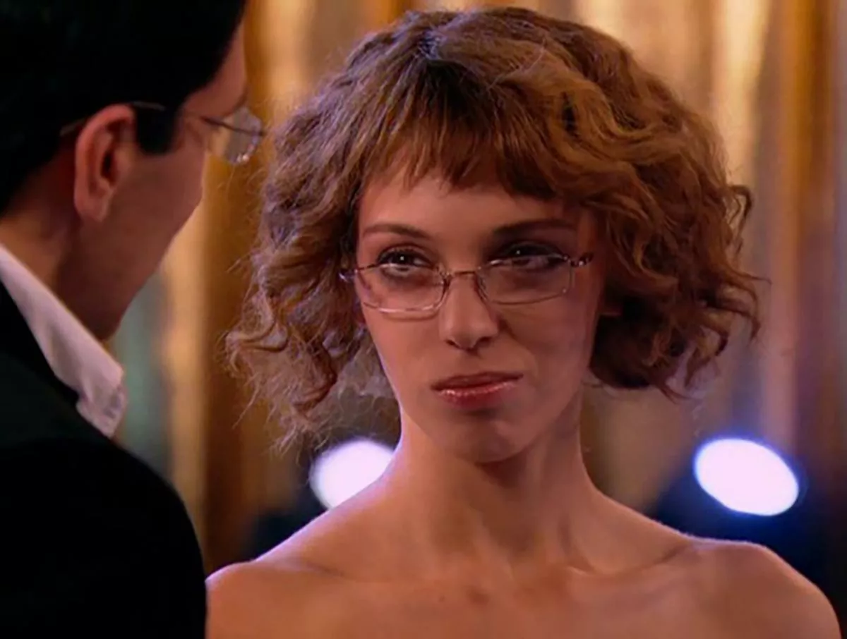 Нелли Уварова в сериале Не родись красивой 5