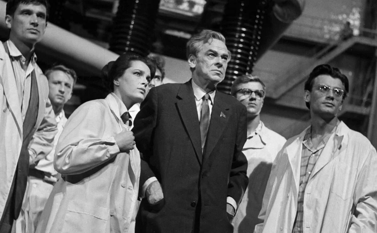 Николай Черкасов в фильме Всё остаётся людям Николай Черкасов в фильме Всё остаётся людям