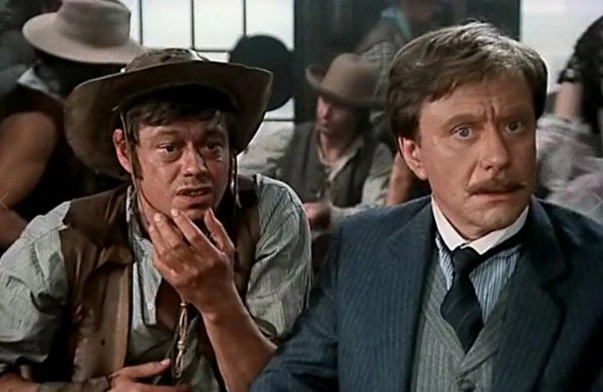 Николай Караченцов в фильме Человек с бульвара Капуцинов Николай Караченцов в фильме Человек с бульвара Капуцинов 2