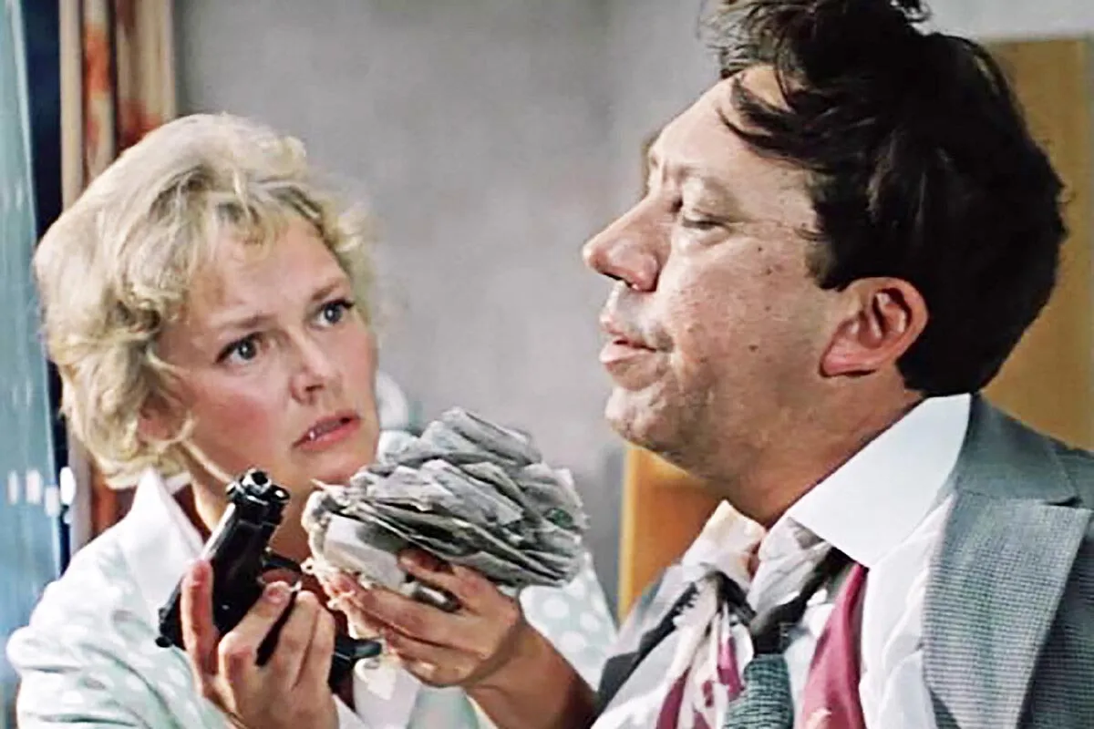 Нина Гребешкова в фильме Бриллиантовая рука Нина Гребешкова в фильме Бриллиантовая рука 3