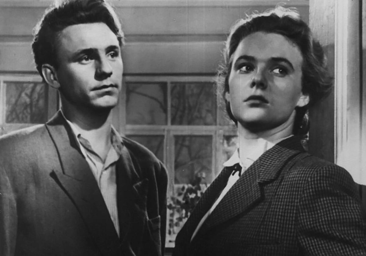 Нина Иванова в фильме Весна на Заречной улице 6