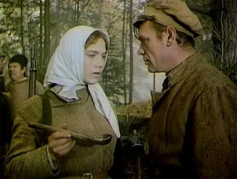 Нина Русланова в фильме Тени исчезают в полдень