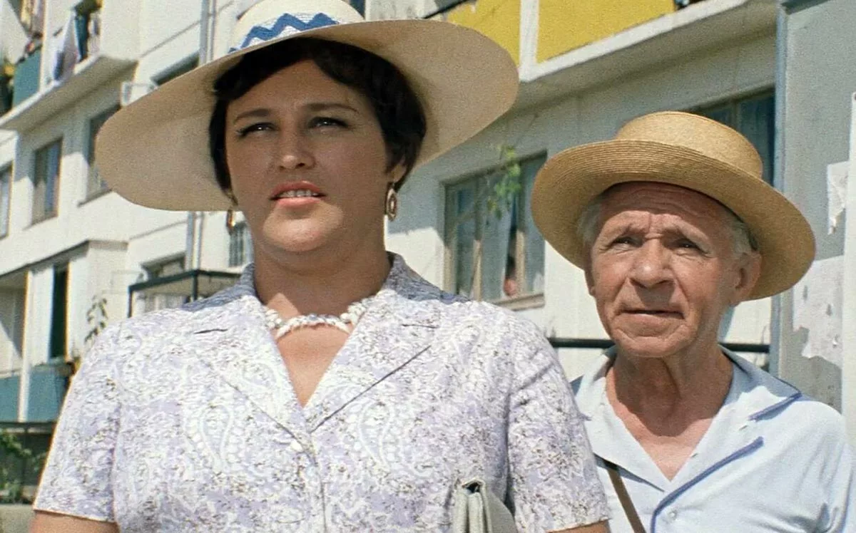 Нонна Мордюкова в фильме Бриллиантовая рука 2