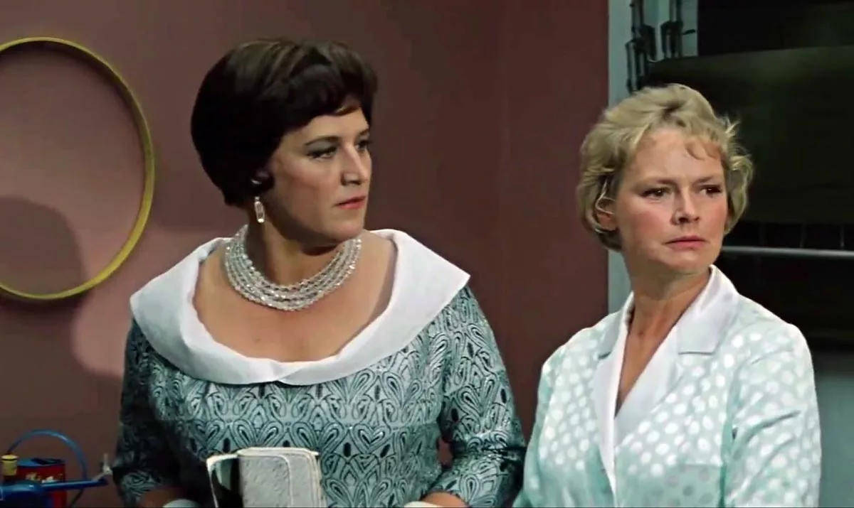 Нонна Мордюкова в фильме Бриллиантовая рука 3