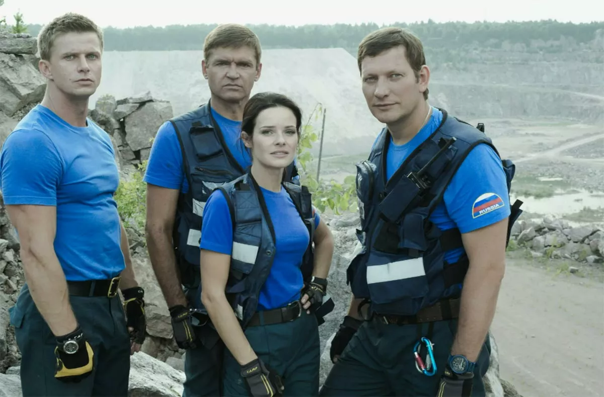 Олег Андреев в сериале Пять минут тишины Олег Андреев в сериале Пять минут тишины