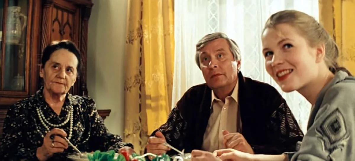 Олег Басилашвили в фильме Курьер Олег Басилашвили в фильме Курьер