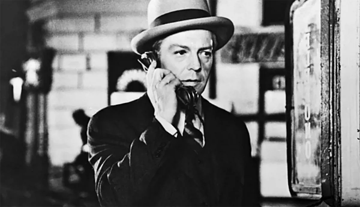 Олег Стриженов в фильме Земля, до востребования Олег Стриженов в фильме Земля, до востребования