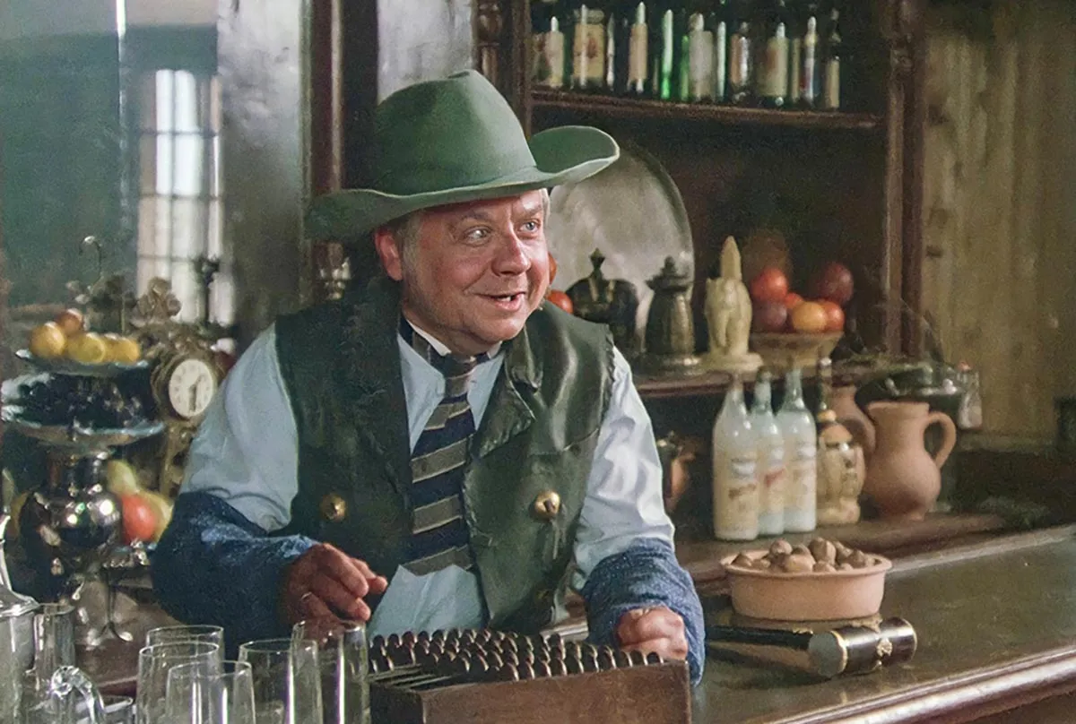 Олег Табаков в фильме Человек с бульвара Капуцинов Олег Табаков в фильме Человек с бульвара Капуцинов