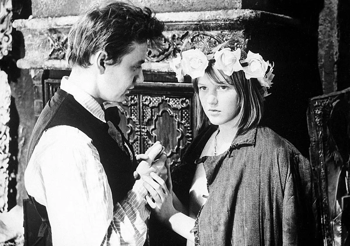 Олег Табаков в фильме Гори, гори моя звезда Олег Табаков в фильме Гори, гори моя звезда