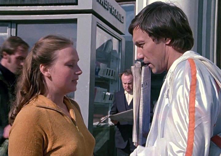 Олег Янковский в фильме Влюблён по собственному желанию Олег Янковский в фильме Влюблён по собственному желанию