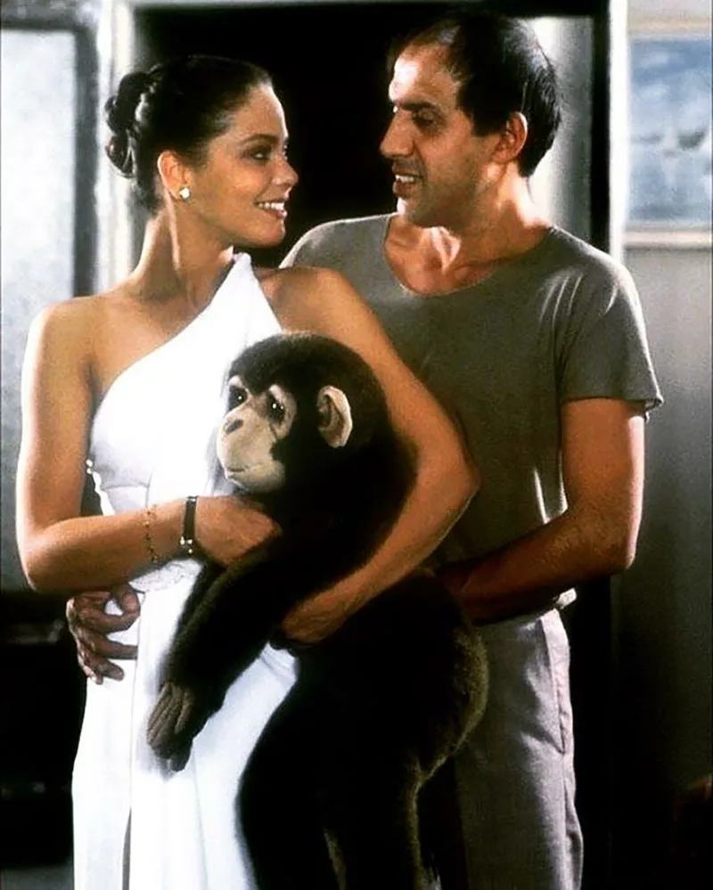 Орнелла Мути в фильме Безумно влюблённый