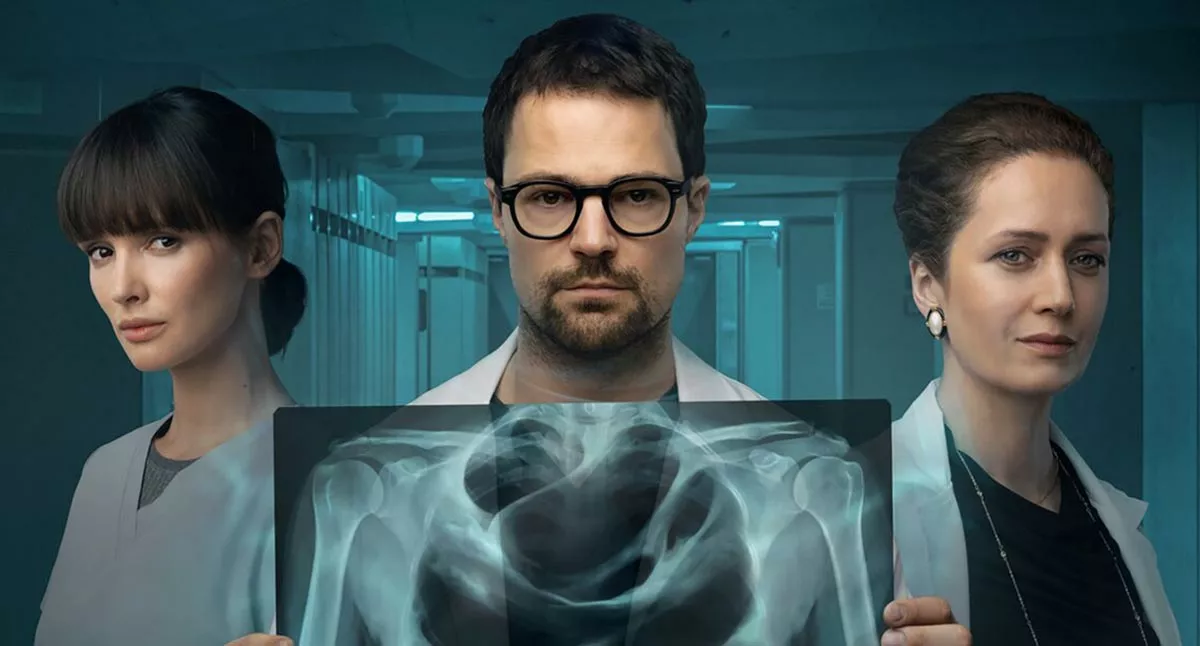 Паулина Андреева в сериале 13 клиническая Паулина Андреева в сериале 13 клиническая