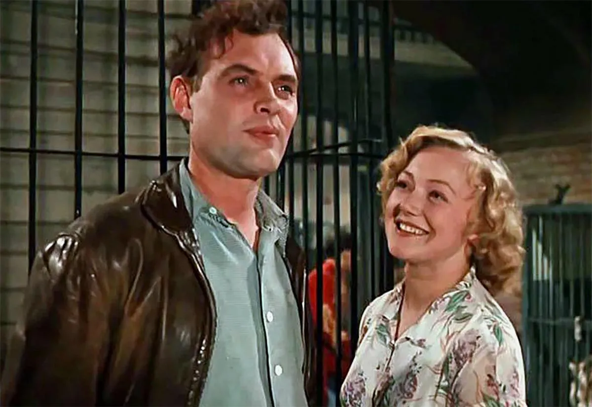 Павел Кадочников в фильме Укротительница тигров Павел Кадочников в фильме Укротительница тигров