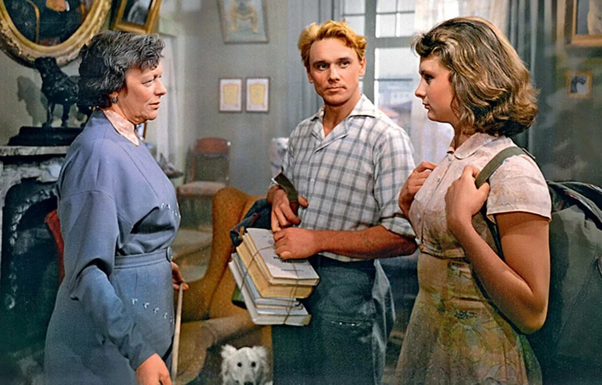 Татьяна Пельтцер в фильме Первое свидание Татьяна Пельтцер в фильме Первое свидание